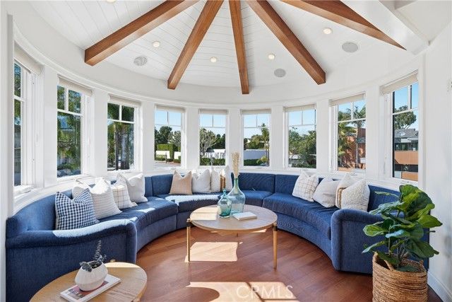 1701 E Balboa Boulevard, Newport Beach, CA 92661