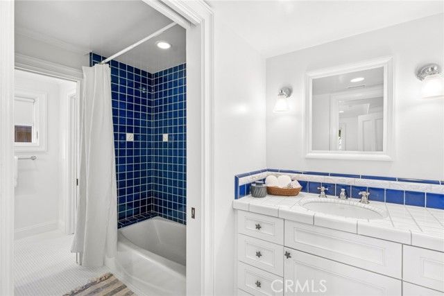 1701 E Balboa Boulevard, Newport Beach, CA 92661