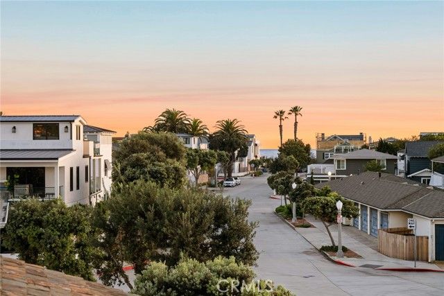 1701 E Balboa Boulevard, Newport Beach, CA 92661