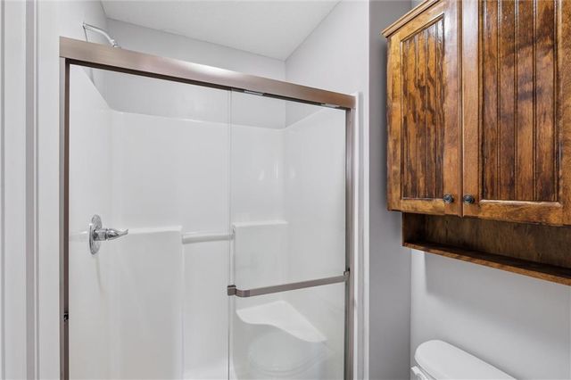 406 Timbercreek Drive, Belton, MO 64012