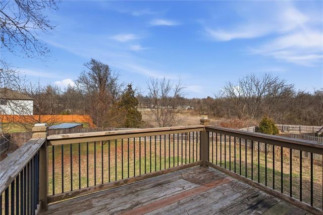 406 Timbercreek Drive, Belton, MO 64012