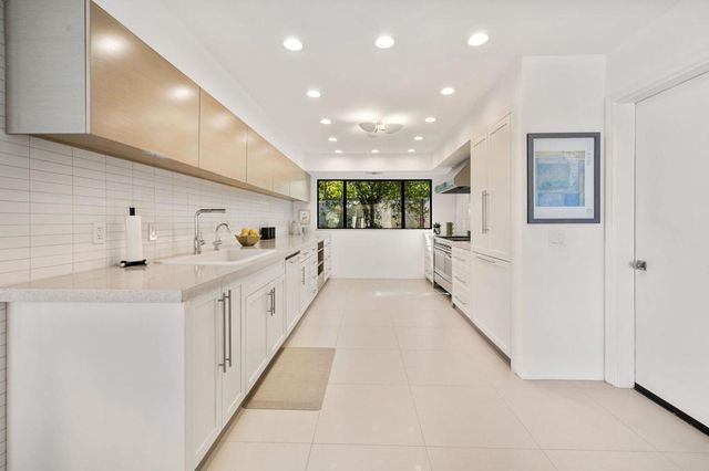 73717 Agave Lane, Palm Desert, CA 92260