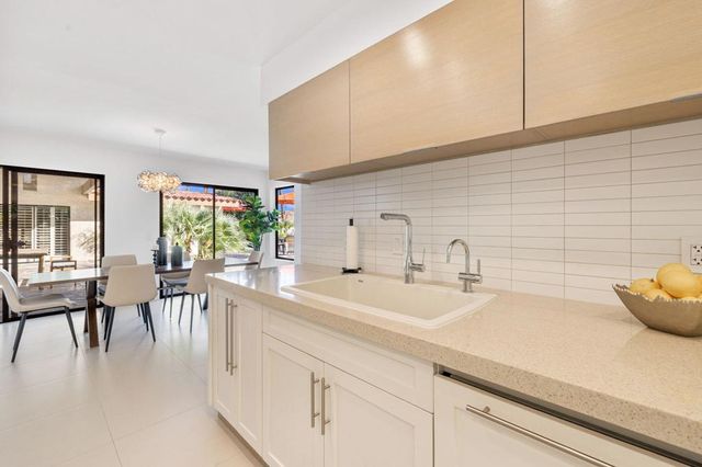 73717 Agave Lane, Palm Desert, CA 92260