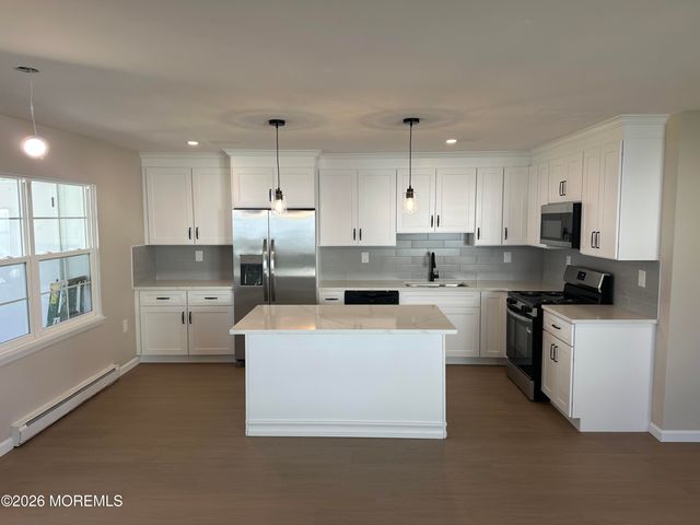 103F Edinburgh Lane, Lakewood, NJ 08701