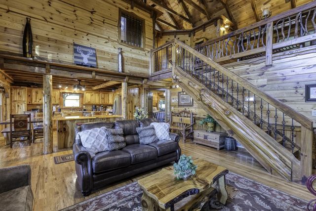 110 Green Valley Trail, Mineral Bluff, GA 30559