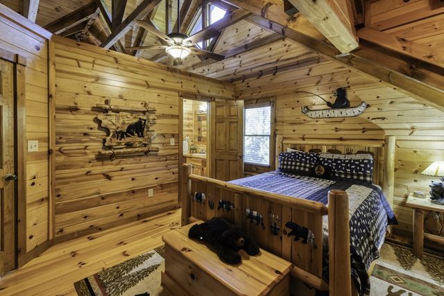 110 Green Valley Trail, Mineral Bluff, GA 30559