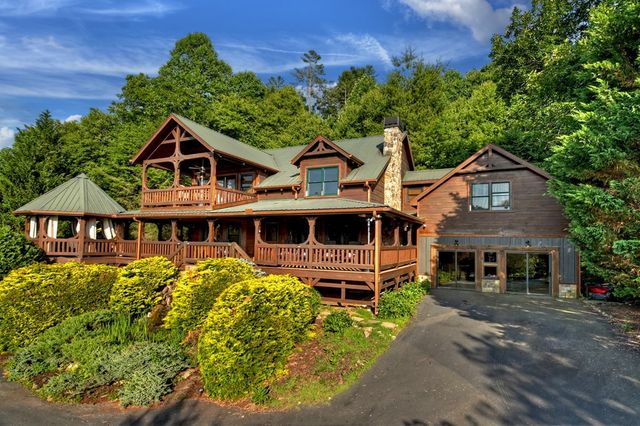 110 Green Valley Trail, Mineral Bluff, GA 30559