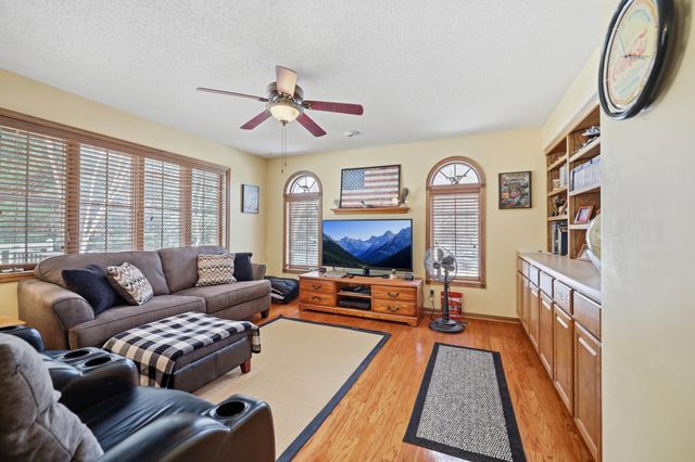 16532 Verdin Street NW, Andover, MN 55304