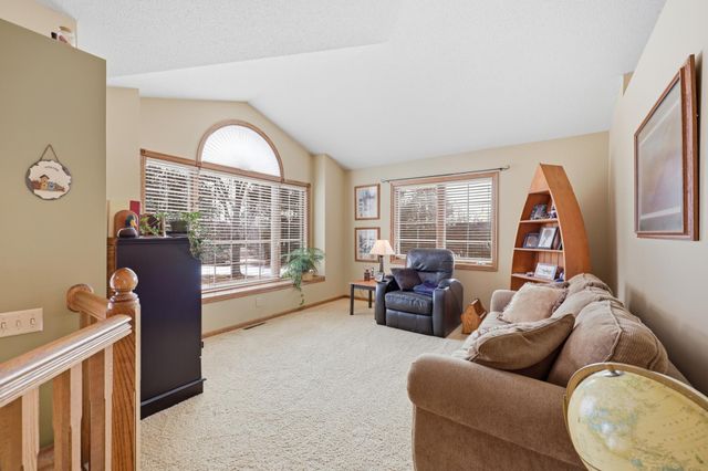 16532 Verdin Street NW, Andover, MN 55304