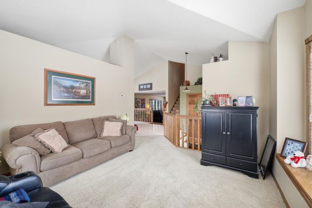 16532 Verdin Street NW, Andover, MN 55304