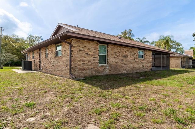 1020 AVIS LANE, Deltona, FL 32738