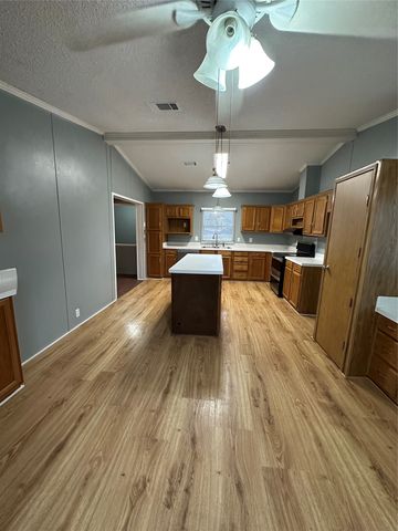 109 Canyon Valley Court, Weatherford, TX 76085