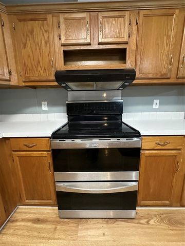 109 Canyon Valley Court, Weatherford, TX 76085