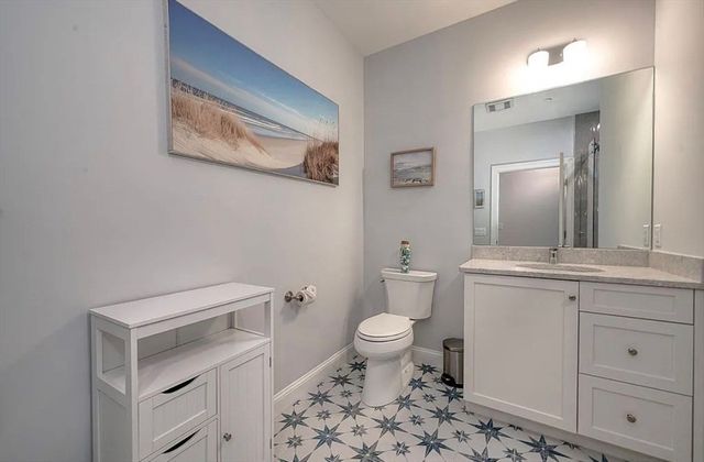50 Coppersmith Way 302, Canton, MA 02021