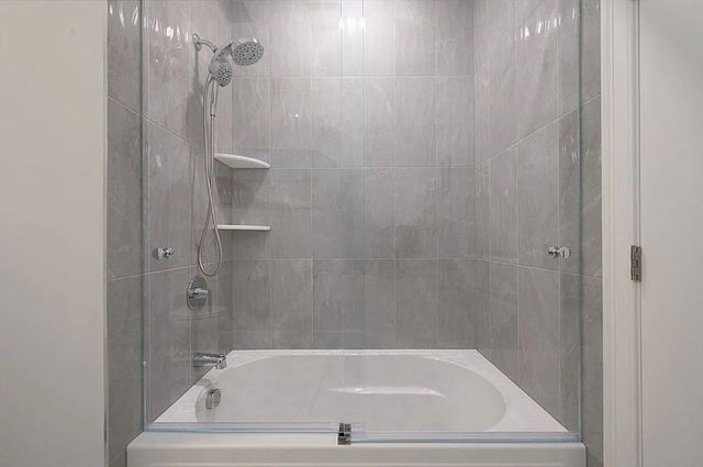 50 Coppersmith Way 302, Canton, MA 02021