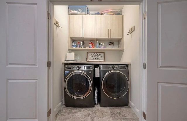 50 Coppersmith Way 302, Canton, MA 02021