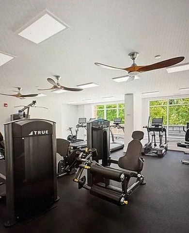 50 Coppersmith Way 302, Canton, MA 02021