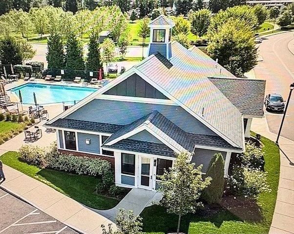 50 Coppersmith Way 302, Canton, MA 02021