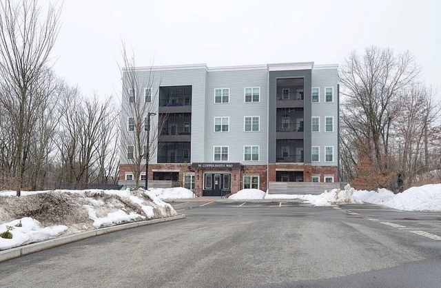 50 Coppersmith Way 302, Canton, MA 02021