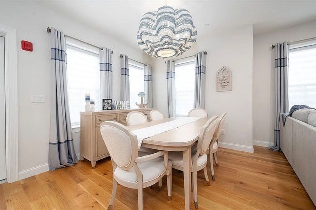 50 Coppersmith Way 302, Canton, MA 02021