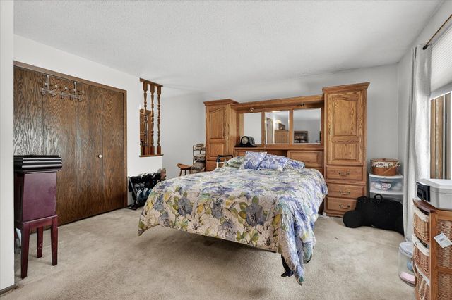 1610 130th Avenue NE, Blaine, MN 55449