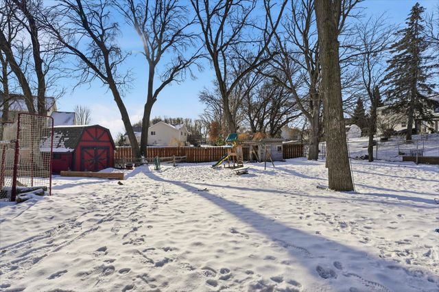 1610 130th Avenue NE, Blaine, MN 55449