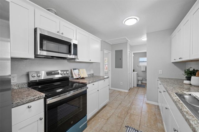 317 ELIZABETH AVENUE, Clearwater, FL 33759