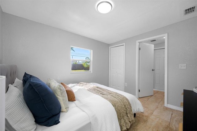 317 ELIZABETH AVENUE, Clearwater, FL 33759