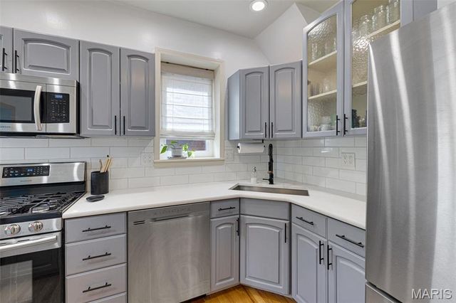 5245 Robert Avenue, St Louis, MO 63109