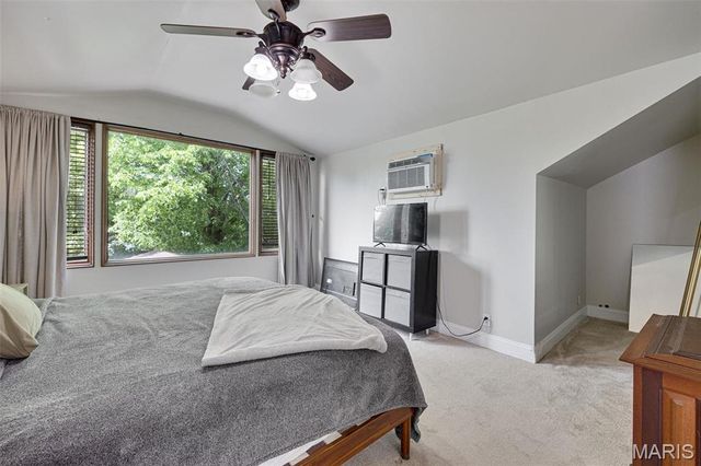 5245 Robert Avenue, St Louis, MO 63109