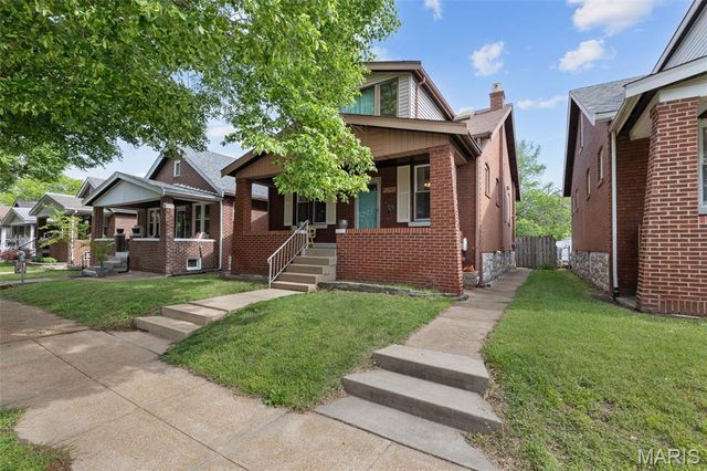 5245 Robert Avenue, St Louis, MO 63109