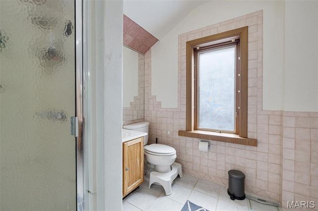 5245 Robert Avenue, St Louis, MO 63109