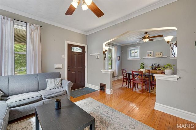 5245 Robert Avenue, St Louis, MO 63109