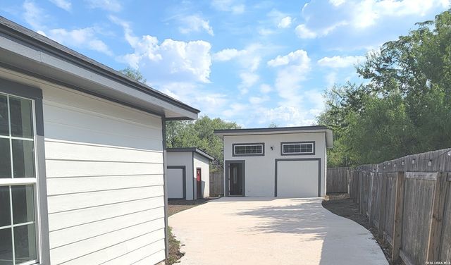 614 Sewanee, San Antonio, TX 78210