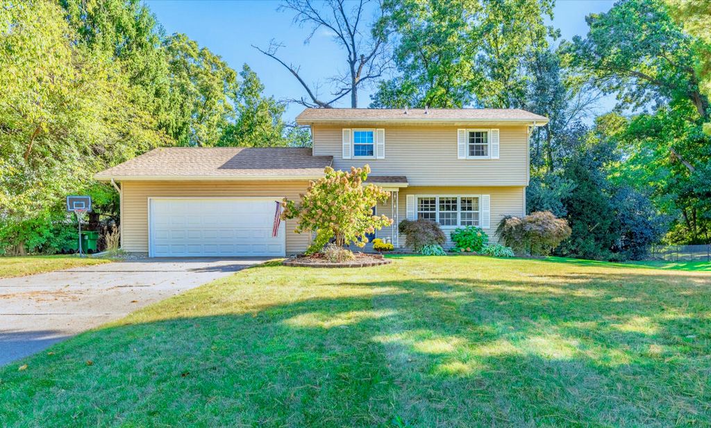 258 Easthill Drive, Emmett Twp, MI 49014