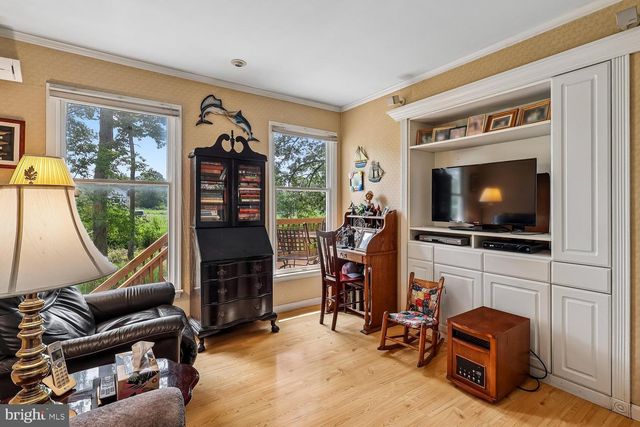 5078 LERCH DR, Shady Side, MD 20764