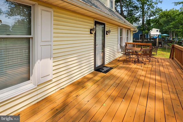 5078 LERCH DR, Shady Side, MD 20764