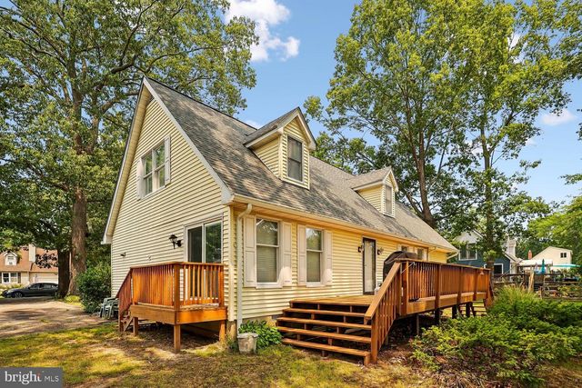 5078 LERCH DR, Shady Side, MD 20764