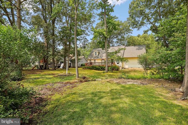 5078 LERCH DR, Shady Side, MD 20764