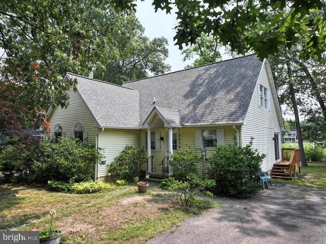 5078 LERCH DR, Shady Side, MD 20764