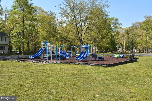 5078 LERCH DR, Shady Side, MD 20764