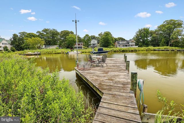 5078 LERCH DR, Shady Side, MD 20764