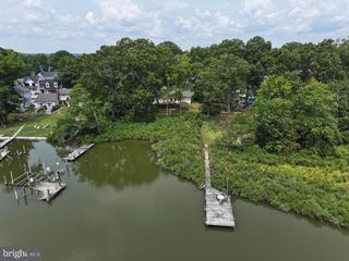 5078 LERCH DR, Shady Side, MD 20764