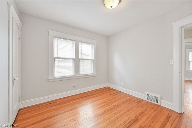 2131 Wascana Avenue, Lakewood, OH 44107