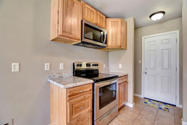 10731 Royal Terrell Drive, Conroe, TX 77303