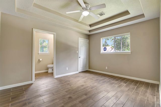 10731 Royal Terrell Drive, Conroe, TX 77303