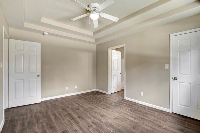 10731 Royal Terrell Drive, Conroe, TX 77303
