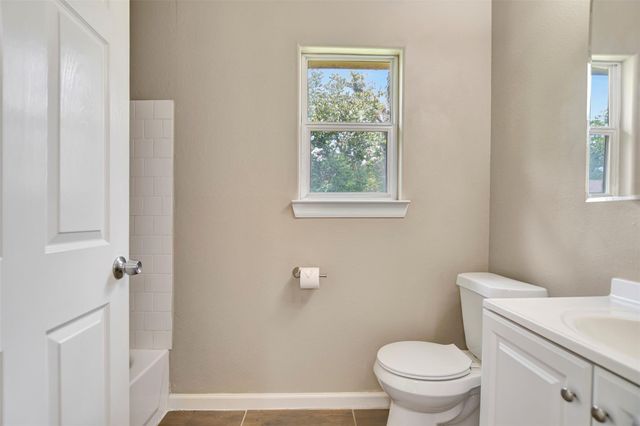 10731 Royal Terrell Drive, Conroe, TX 77303