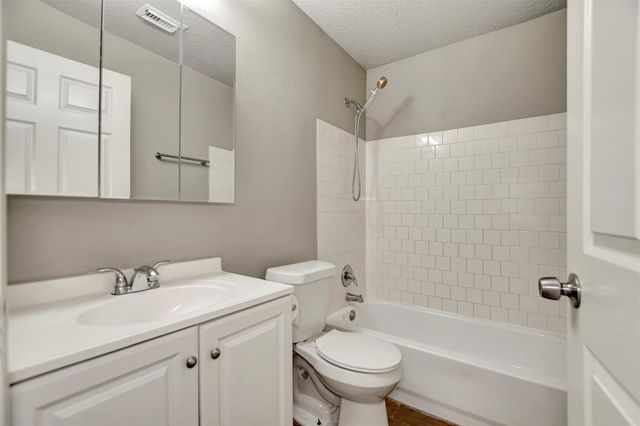 10731 Royal Terrell Drive, Conroe, TX 77303