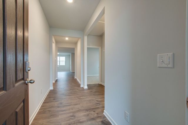 5004 Hunters Village Drive, Lebanon, TN 37087